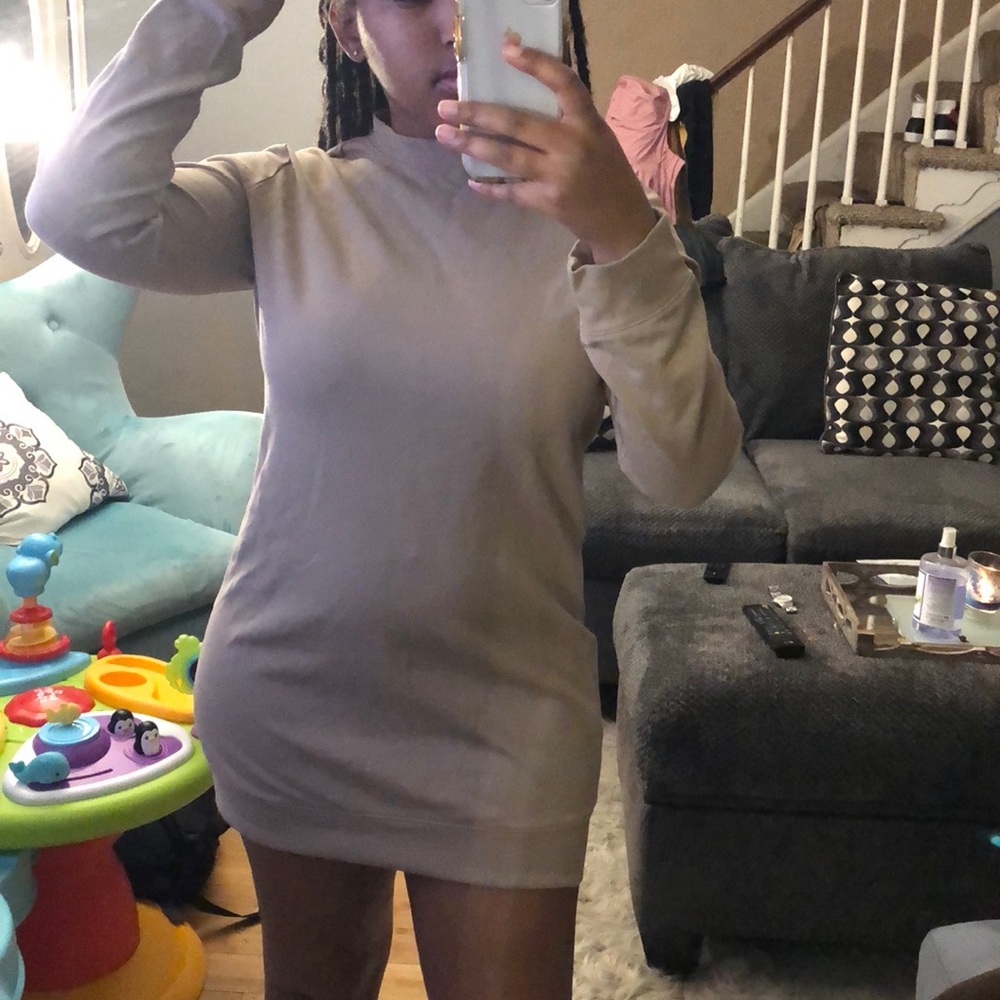 Sweatshirt Dress